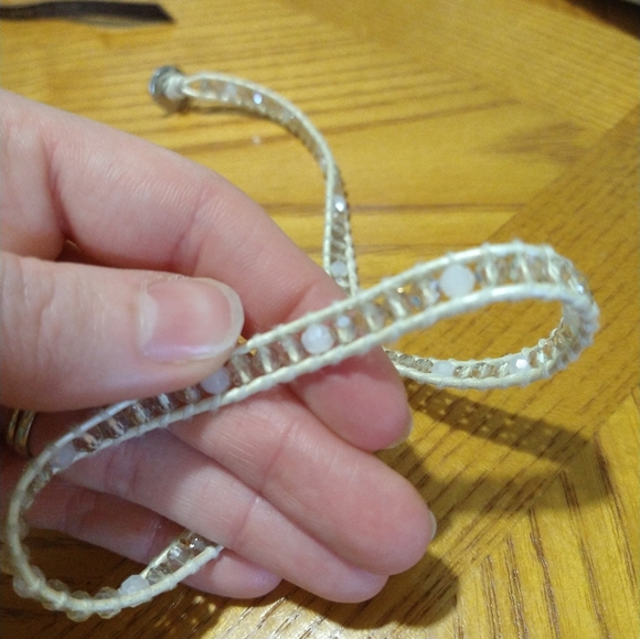 Victoria Emerson white beaded wrap bracelet - Picture 3 of 3